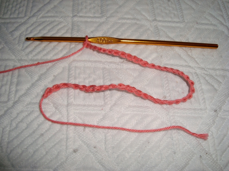 Cr1 - A chacun son bonnet modele M-2